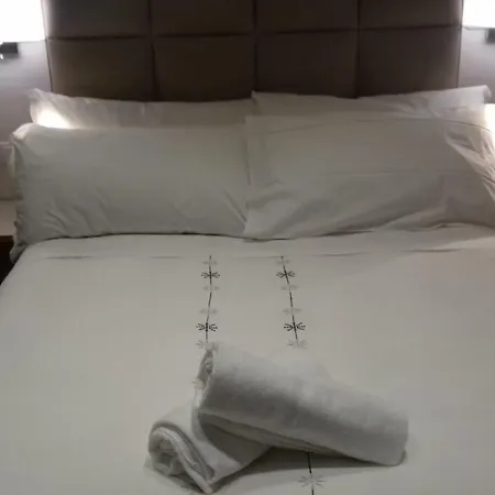 Les De La Place Guest house