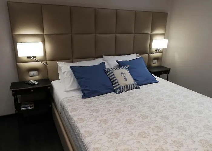 Πανσιόν Les De La Place